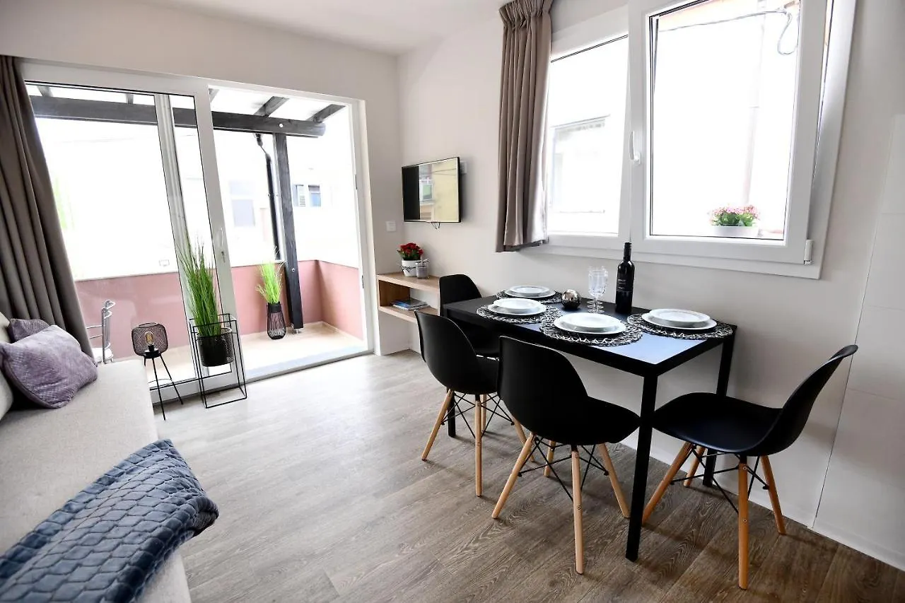 Exclusive Apartments Withlove زادار كرواتيا