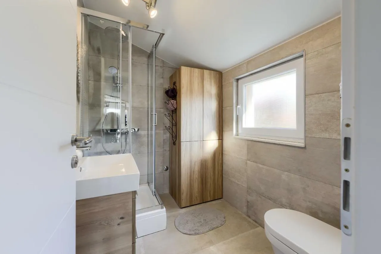 Exclusive Apartments Withlove زادار